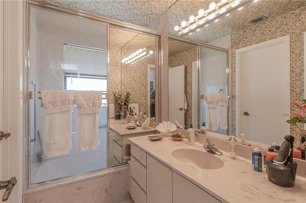 WOODMONT - Residential