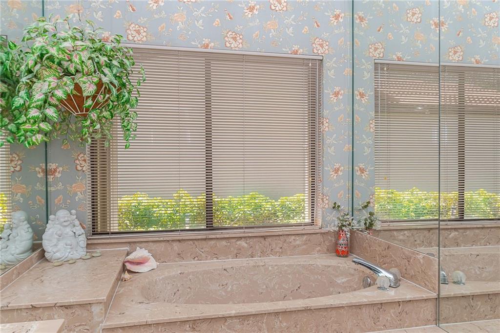 WOODMONT - Residential