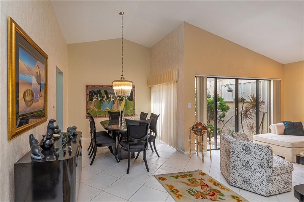 WOODMONT - Residential