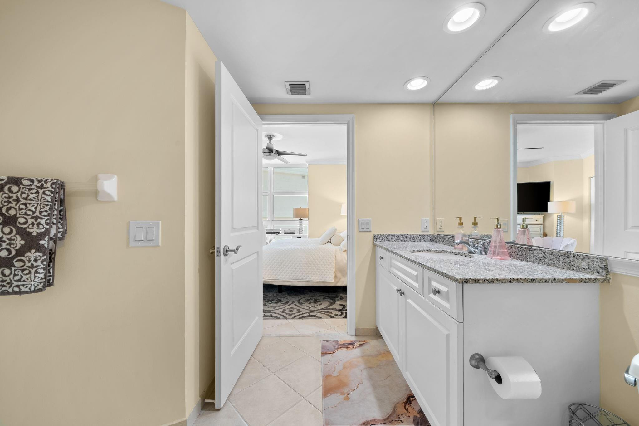 Watergarden Condo - Residential Lease