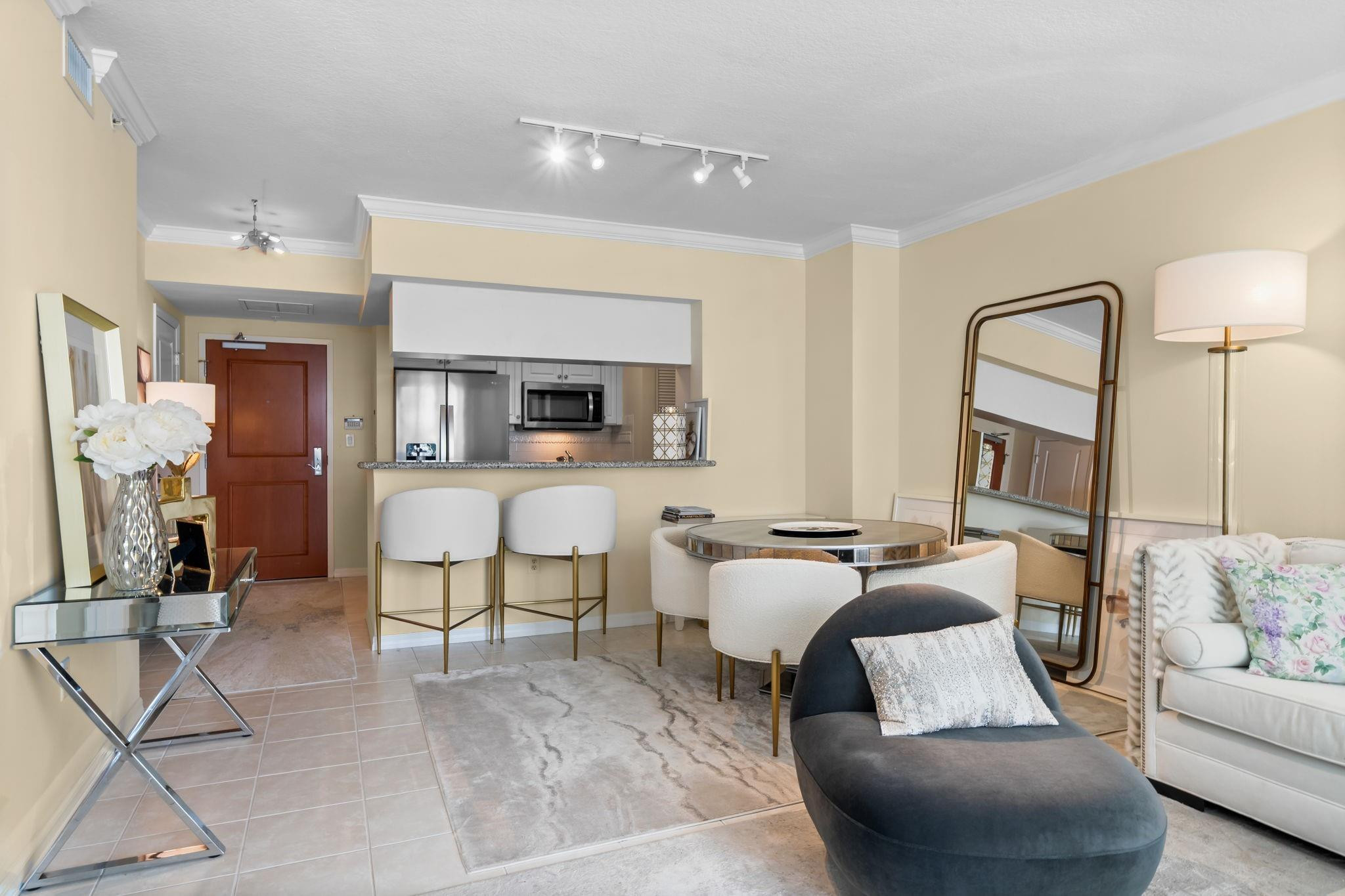 Watergarden Condo - Residential Lease