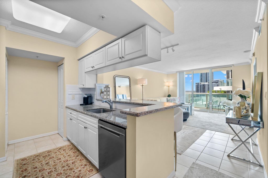 Photo of 347 N New River Drive #1706, Fort Lauderdale, FL 33301 (MLS # F10552498)