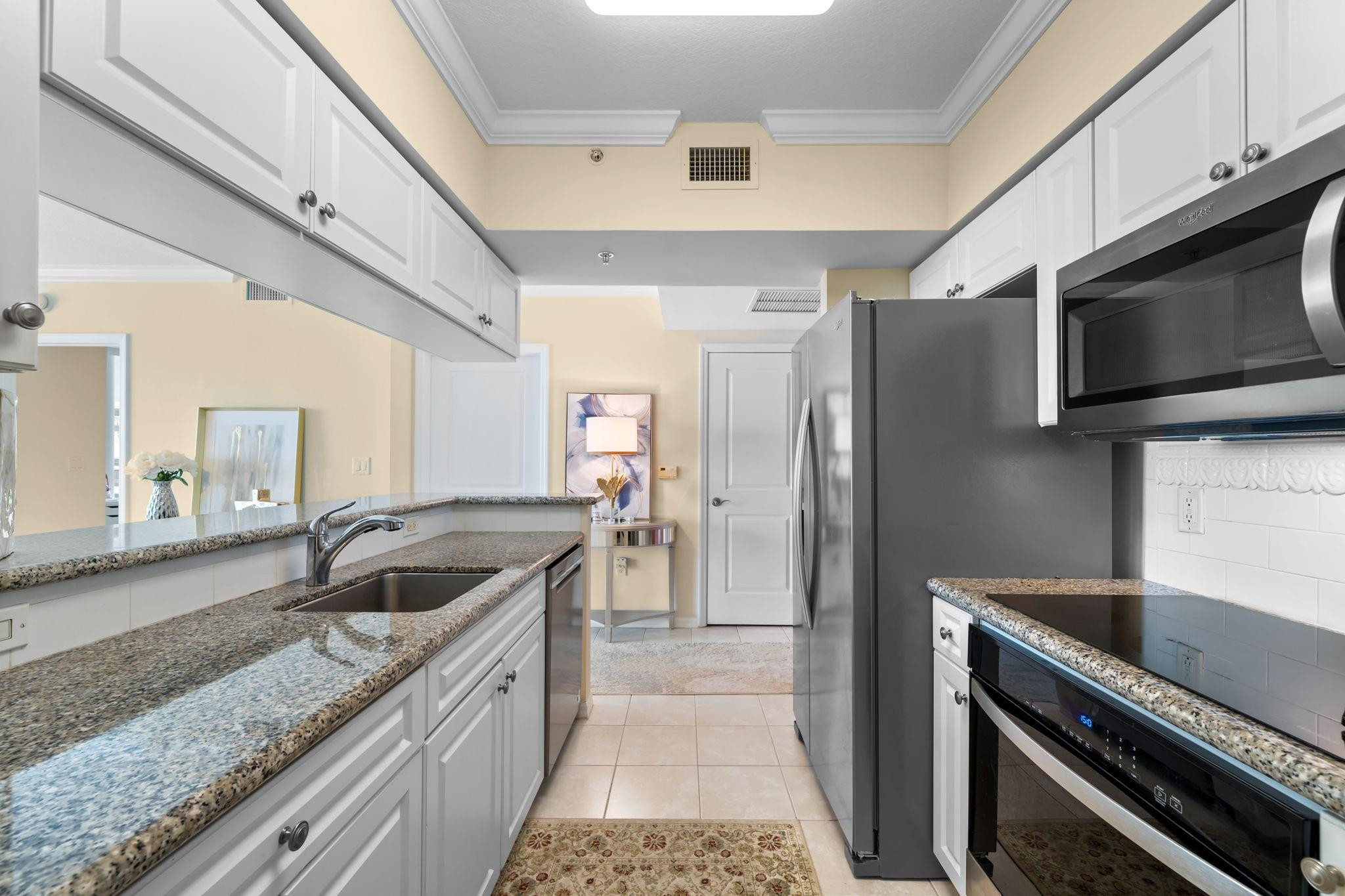 347 N New River Drive 1706