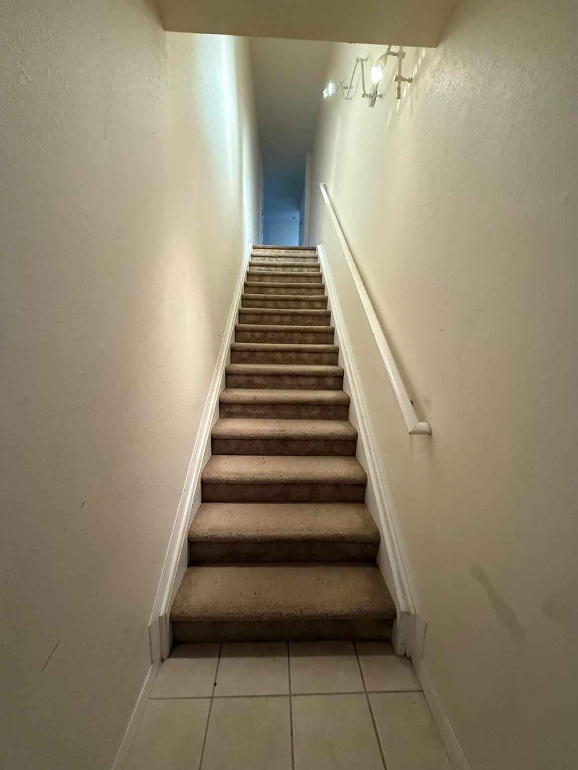 THE BELMONT II AT ST LUCIE WEST, A CONDOMINIUM - Residential Lease