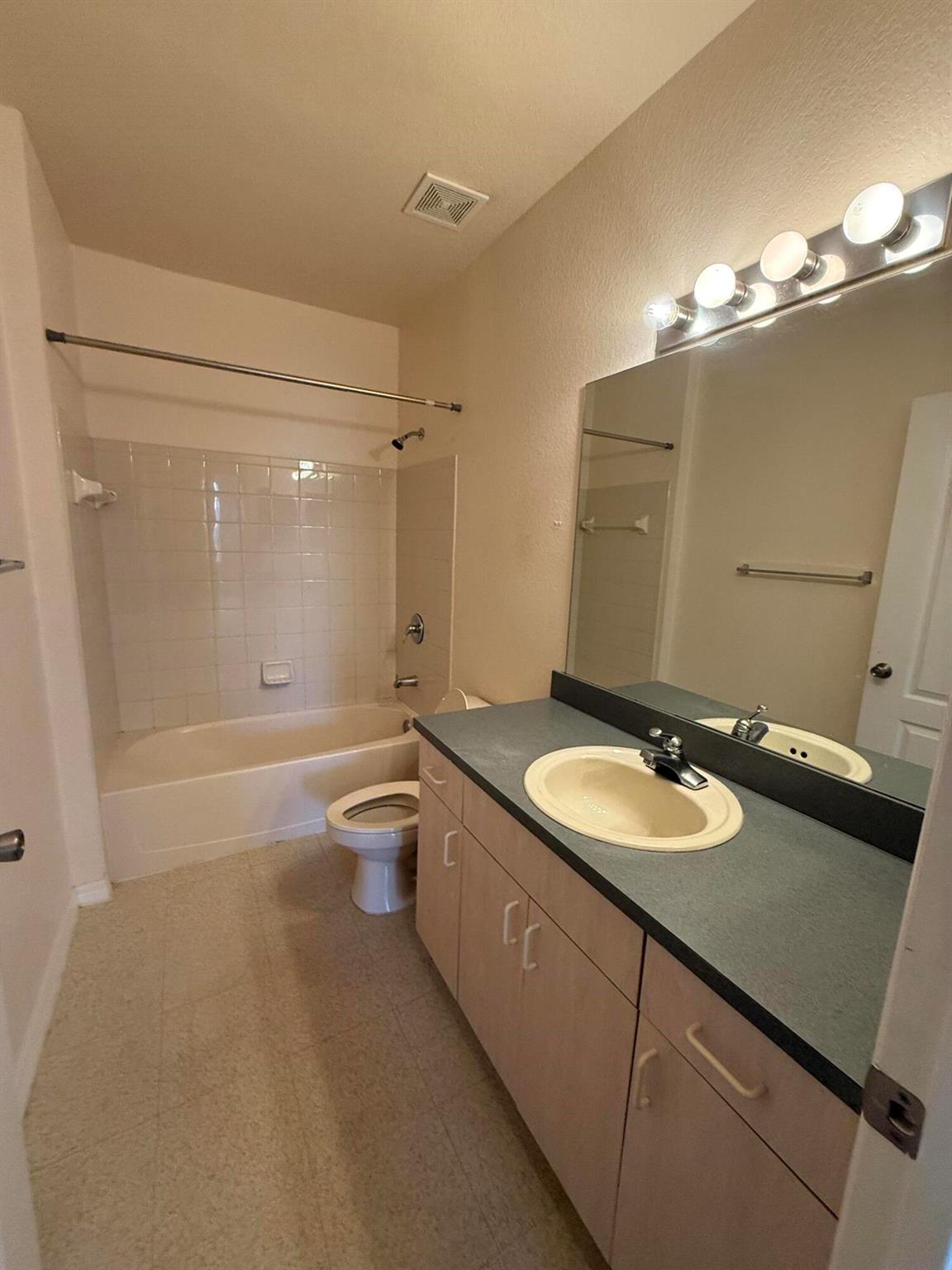 THE BELMONT II AT ST LUCIE WEST, A CONDOMINIUM - Residential Lease