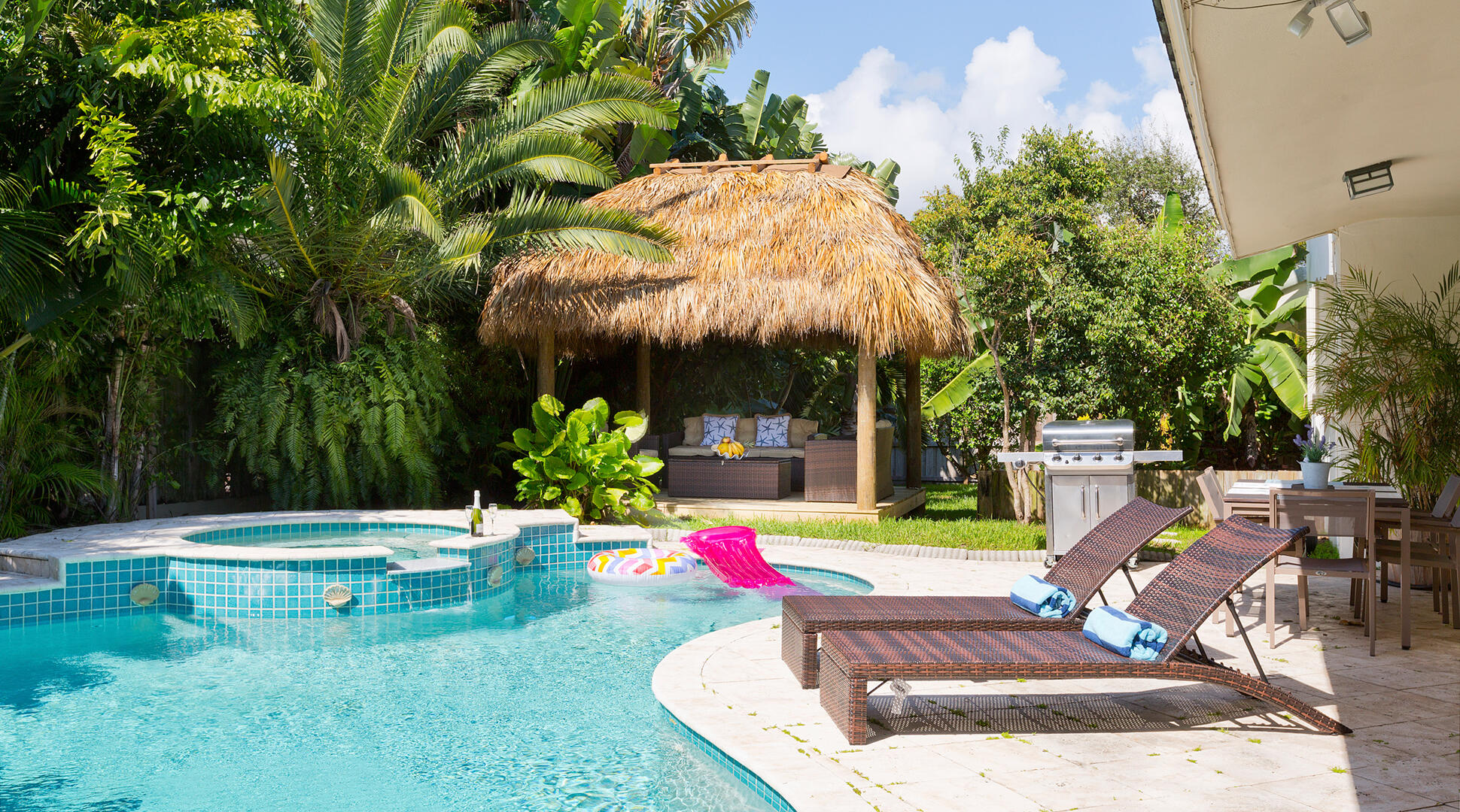 HILLSBORO SHORES SEC - Residential