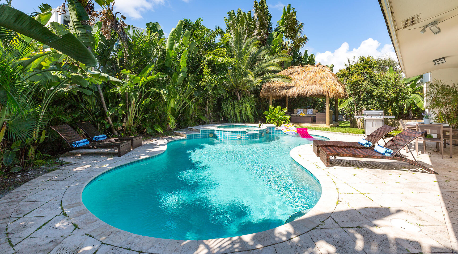 HILLSBORO SHORES SEC - Residential