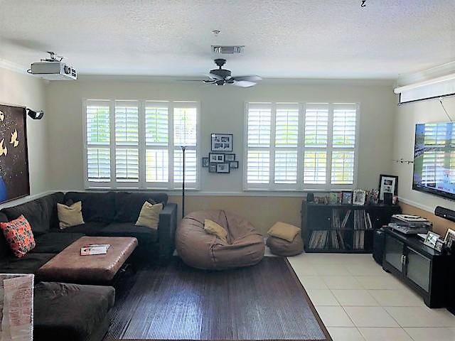 OCEAN CAY - Residential