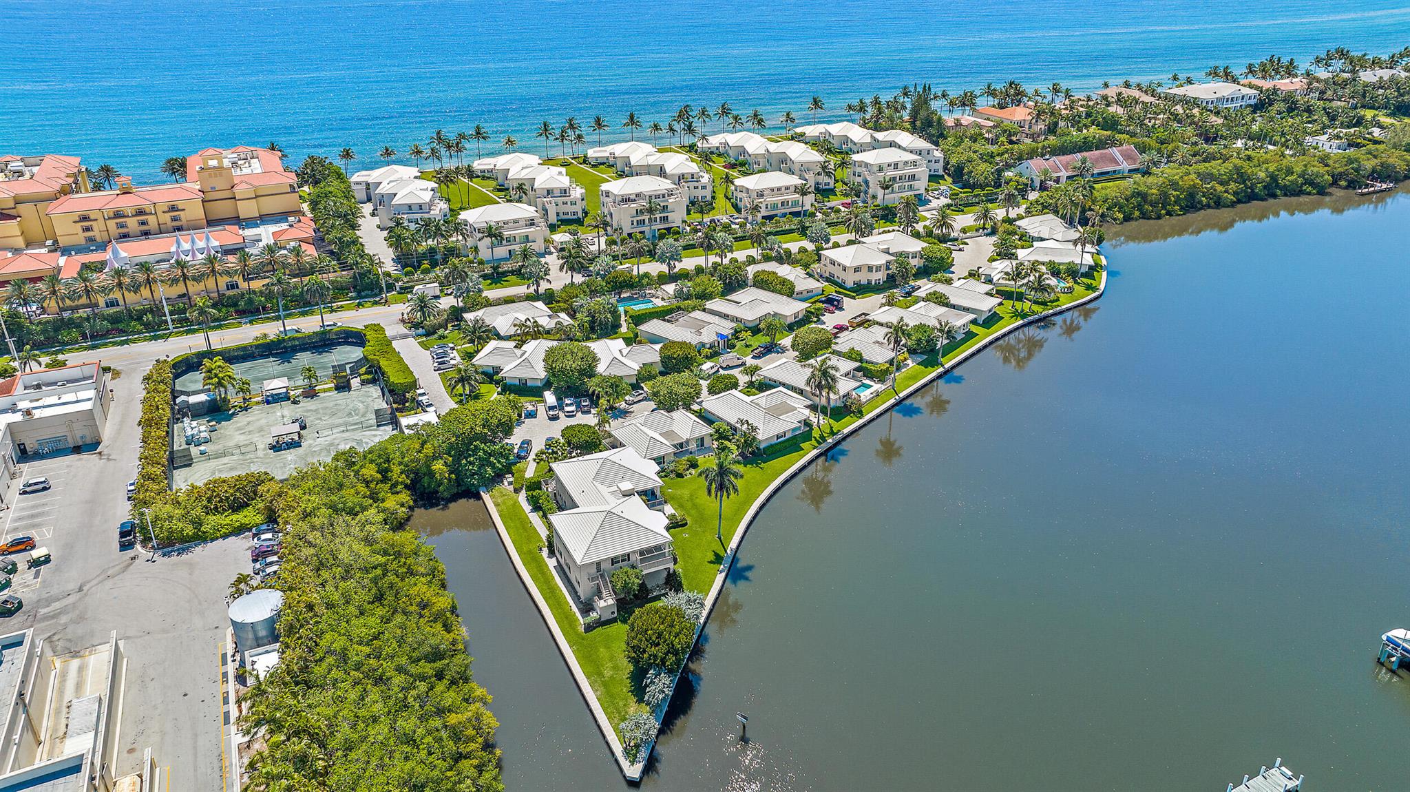 LA COQUILLE CLUB VILLAS C - Residential