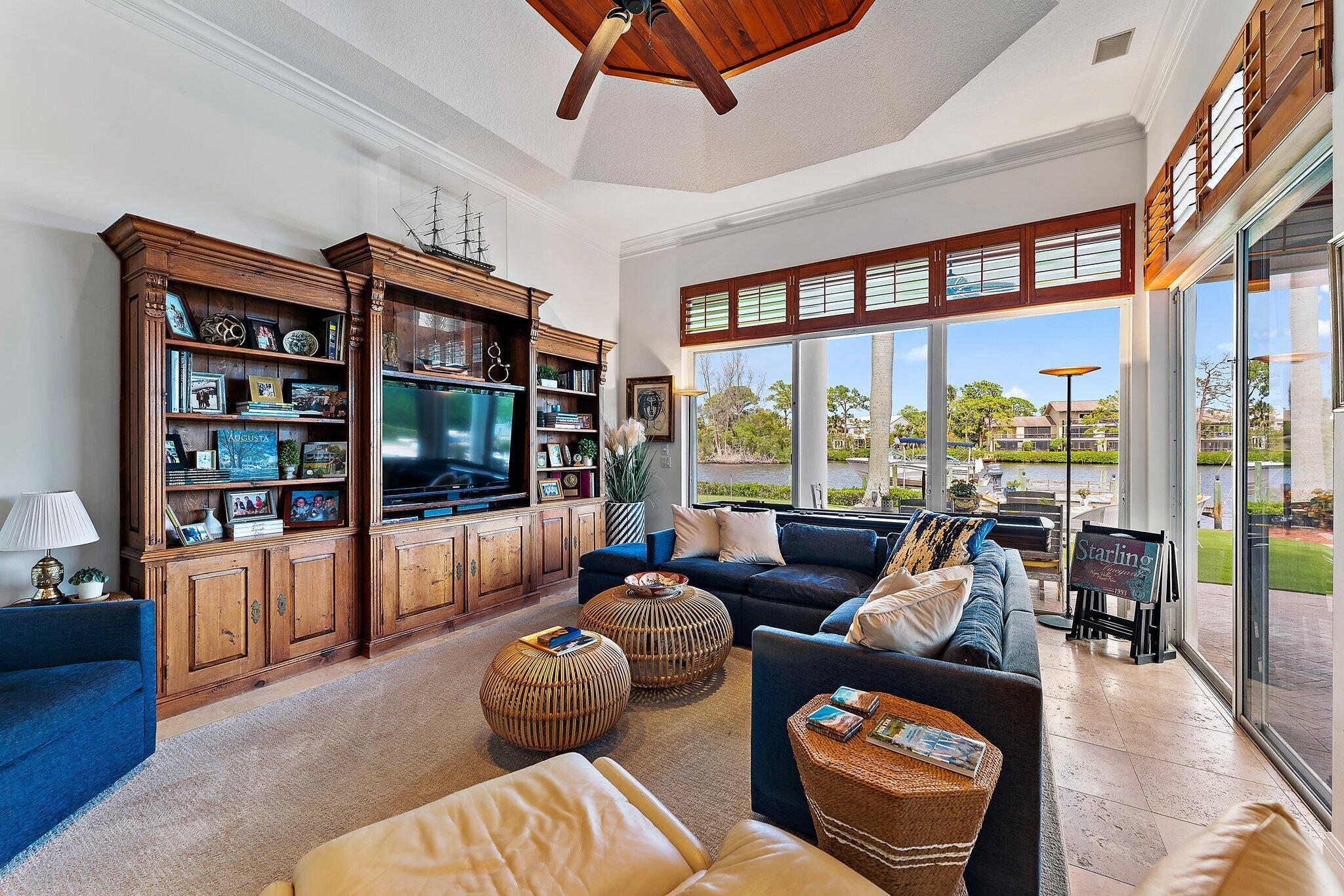 JUPITER RIVER ESTATES THIRD ADDITION (AKA ISLANDS - Residential