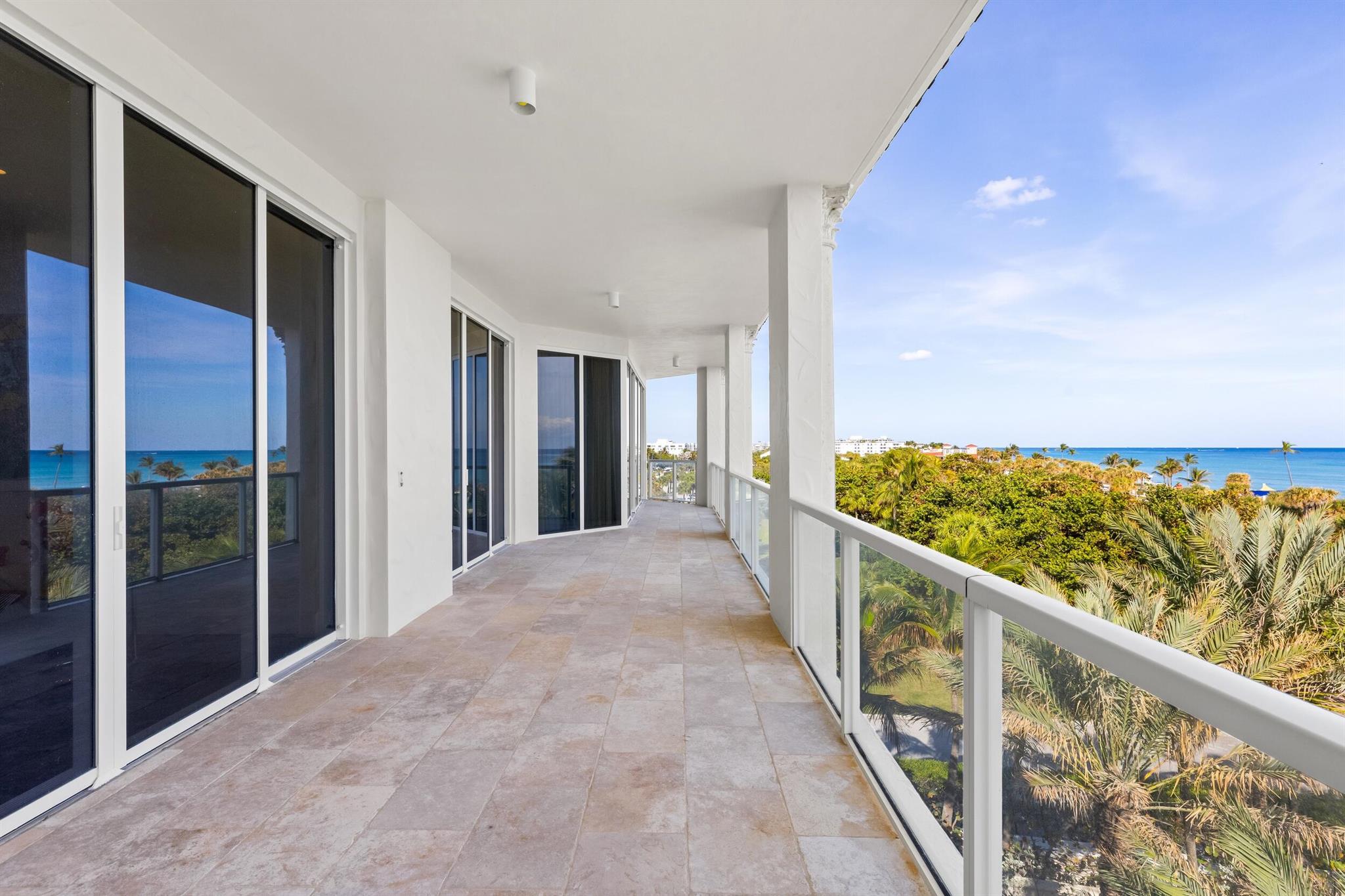 BELLARIA CONDO - Residential