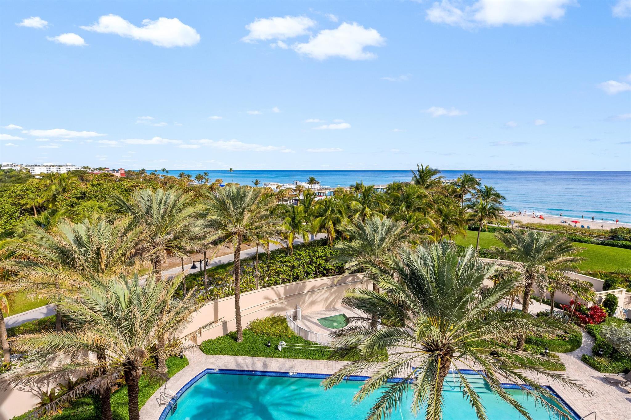 BELLARIA CONDO - Residential