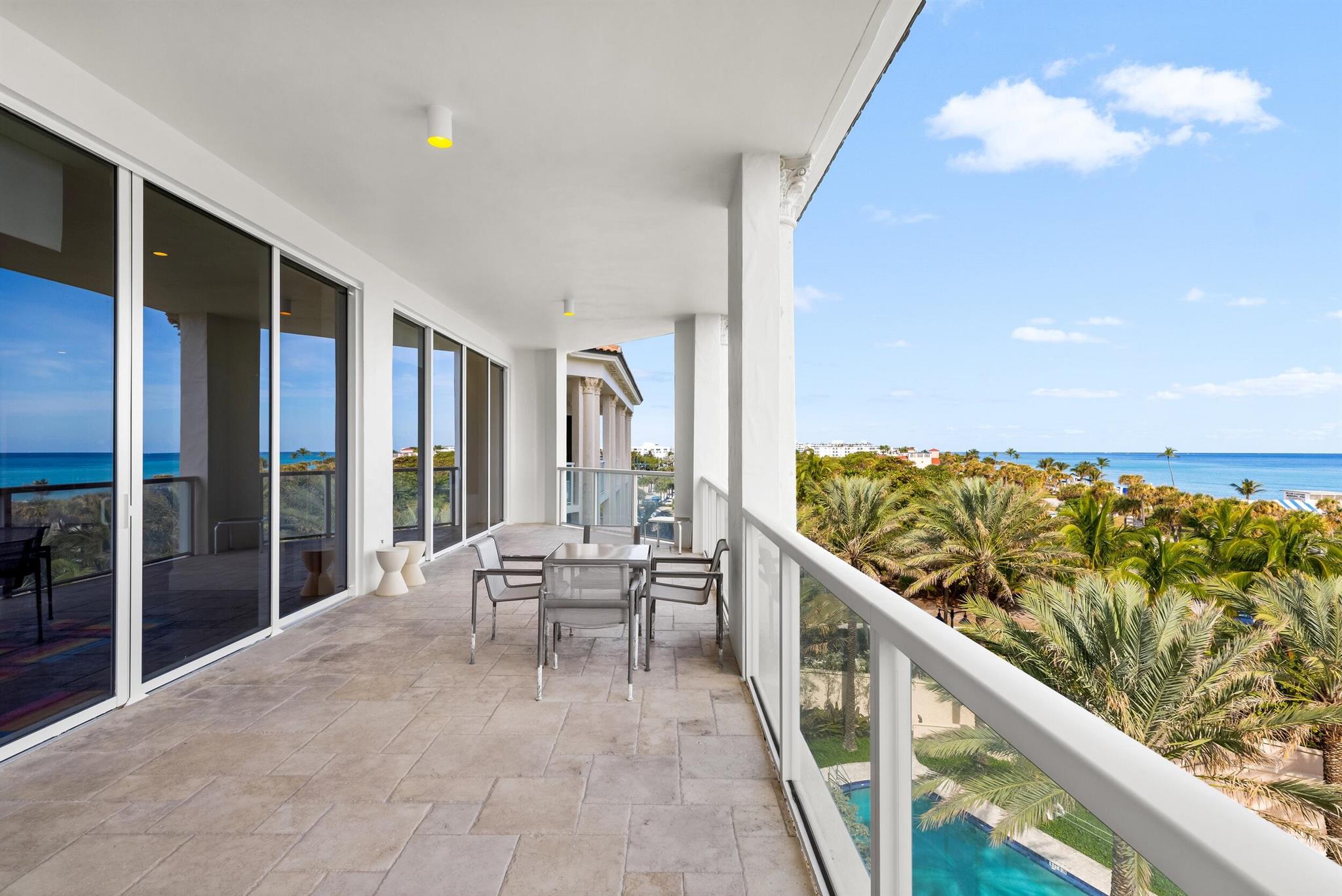 BELLARIA CONDO - Residential