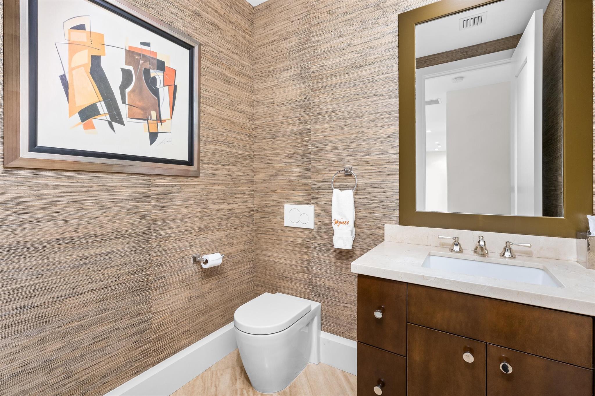 BELLARIA CONDO - Residential