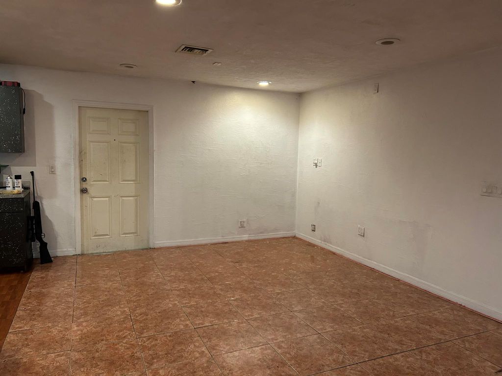 Photo of 2001 NW 2nd Street, Boynton Beach, FL 33435 (MLS # R11060424)