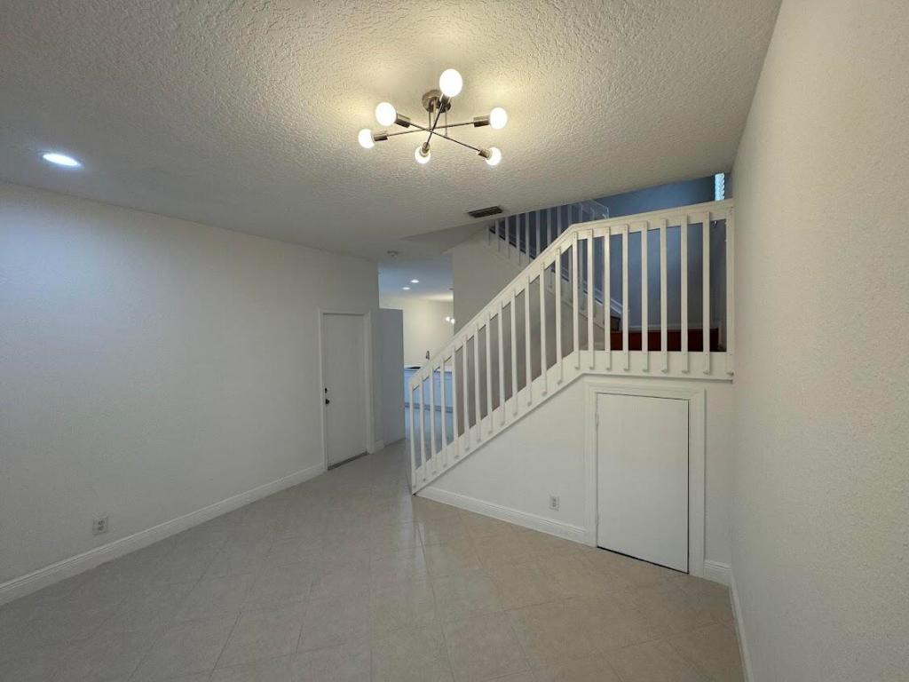 BOCA CHASE - Residential Lease