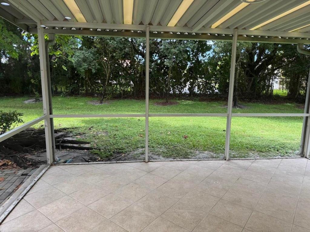 BOCA CHASE - Residential Lease