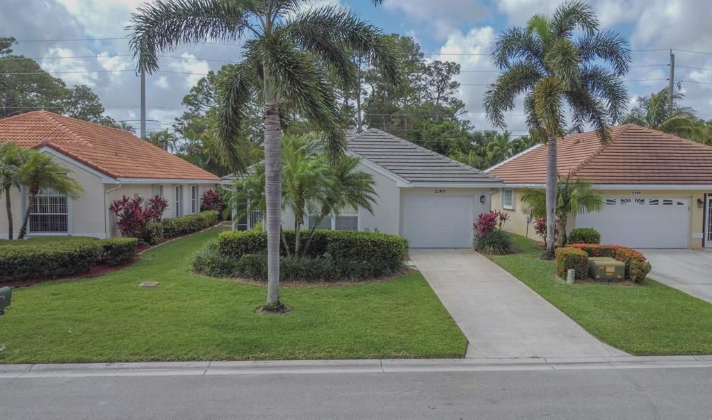 Photo of 2193 SW Olympic Club Terrace, Palm City, FL 34990 (MLS # R10883931)