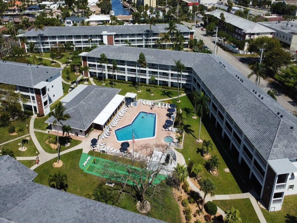 Photo of 5208 NE 24th Terrace #f-321, Fort Lauderdale, FL 33308 (MLS # F10496044)