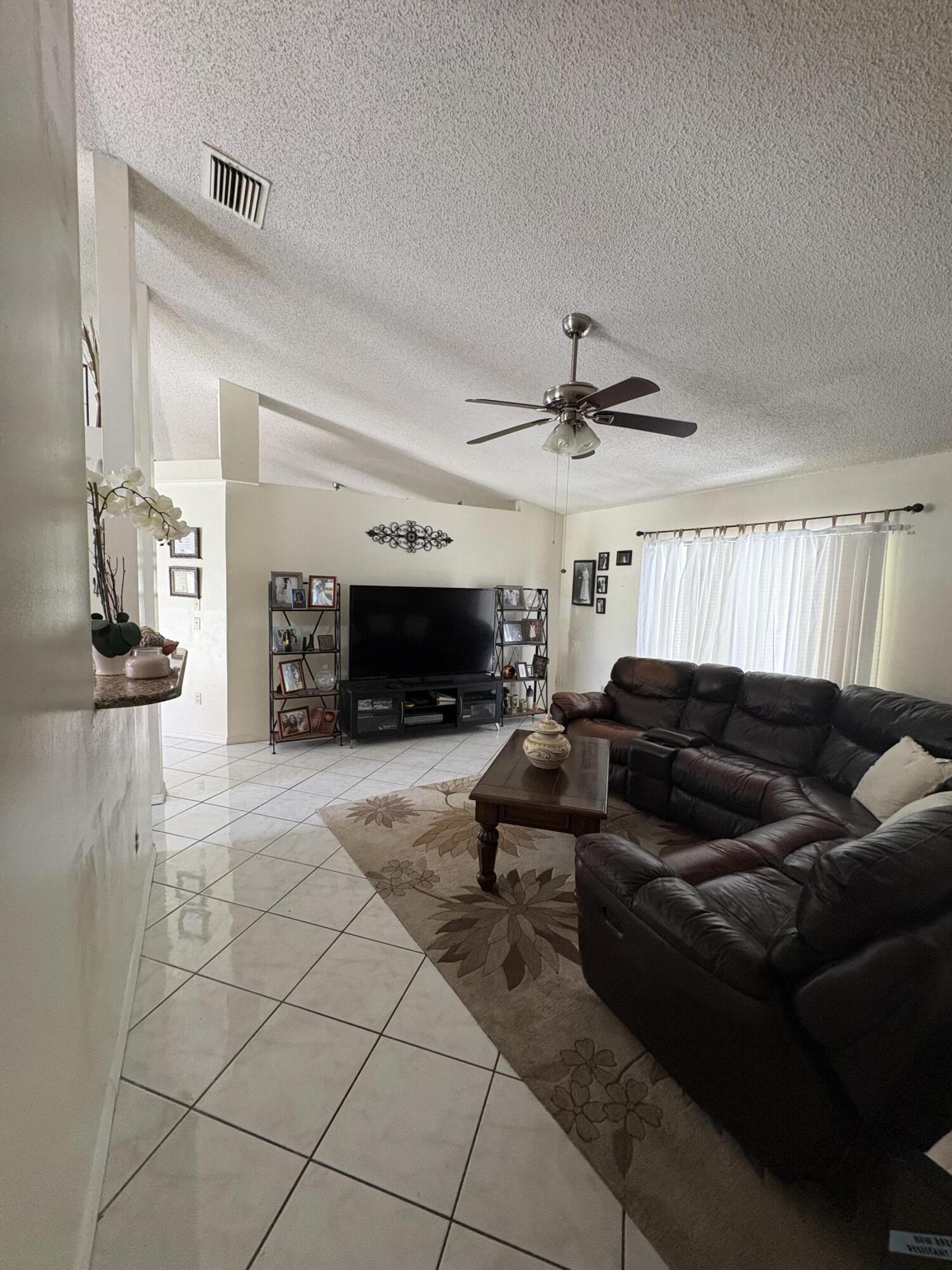 PORT ST LUCIE SECTION 25 - Residential
