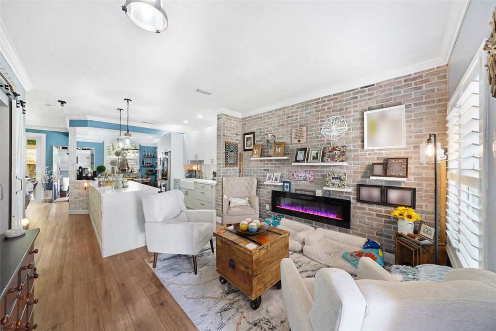 Photo of 740 NW 170th Ter, Pembroke Pines, FL 33028 (MLS # F10536721)