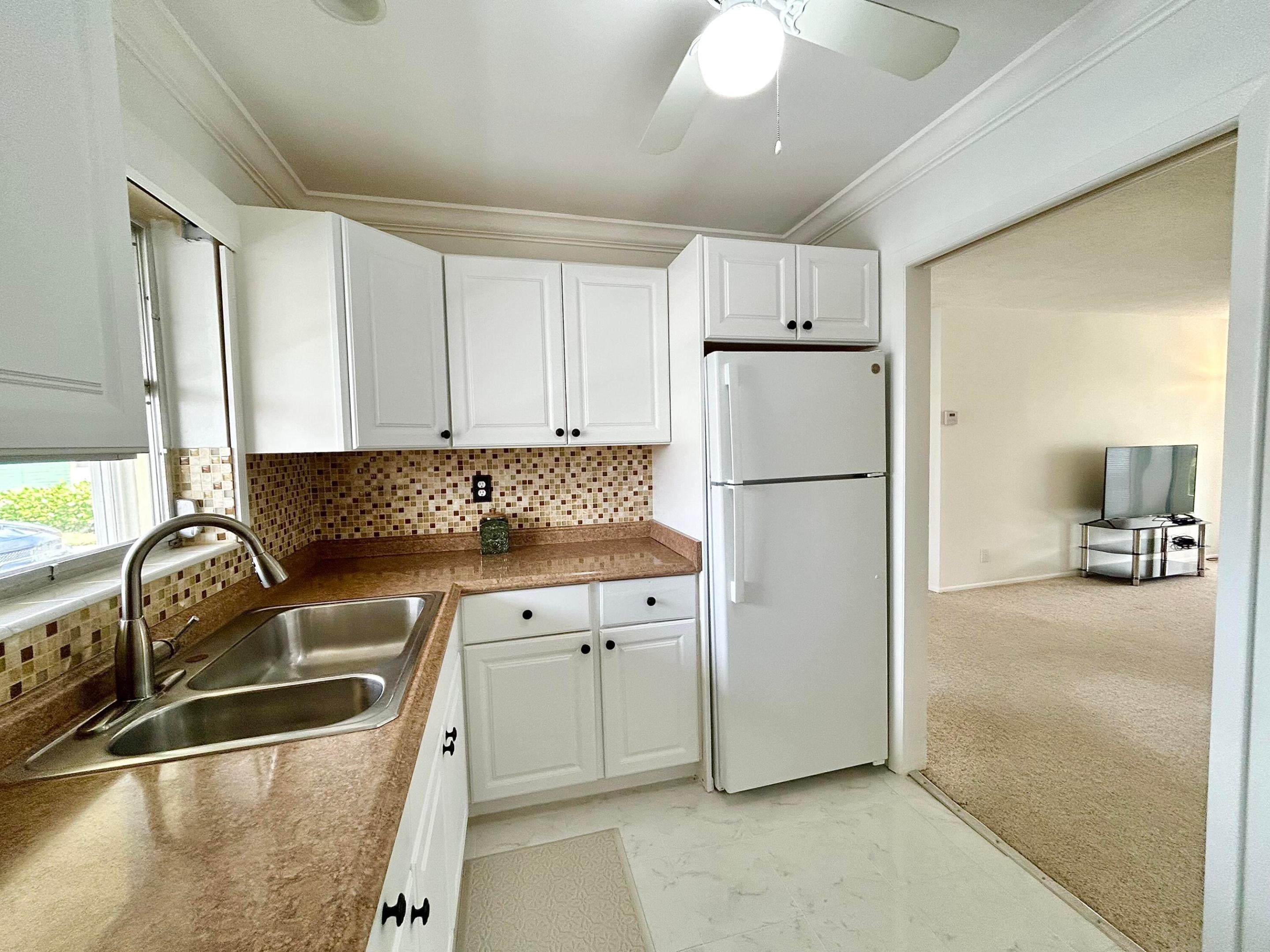 2915 Crosley Drive W A