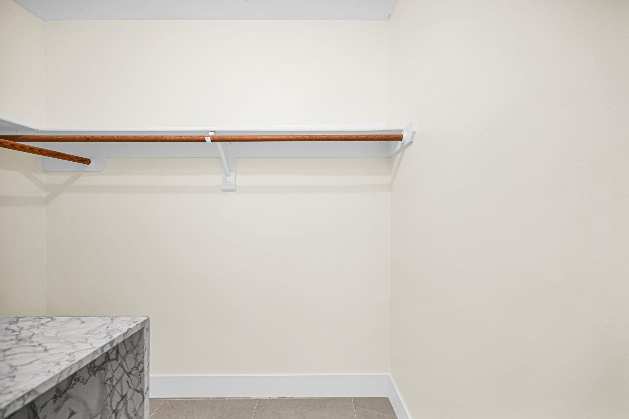 FLAMINGO MANORS - Residential Lease