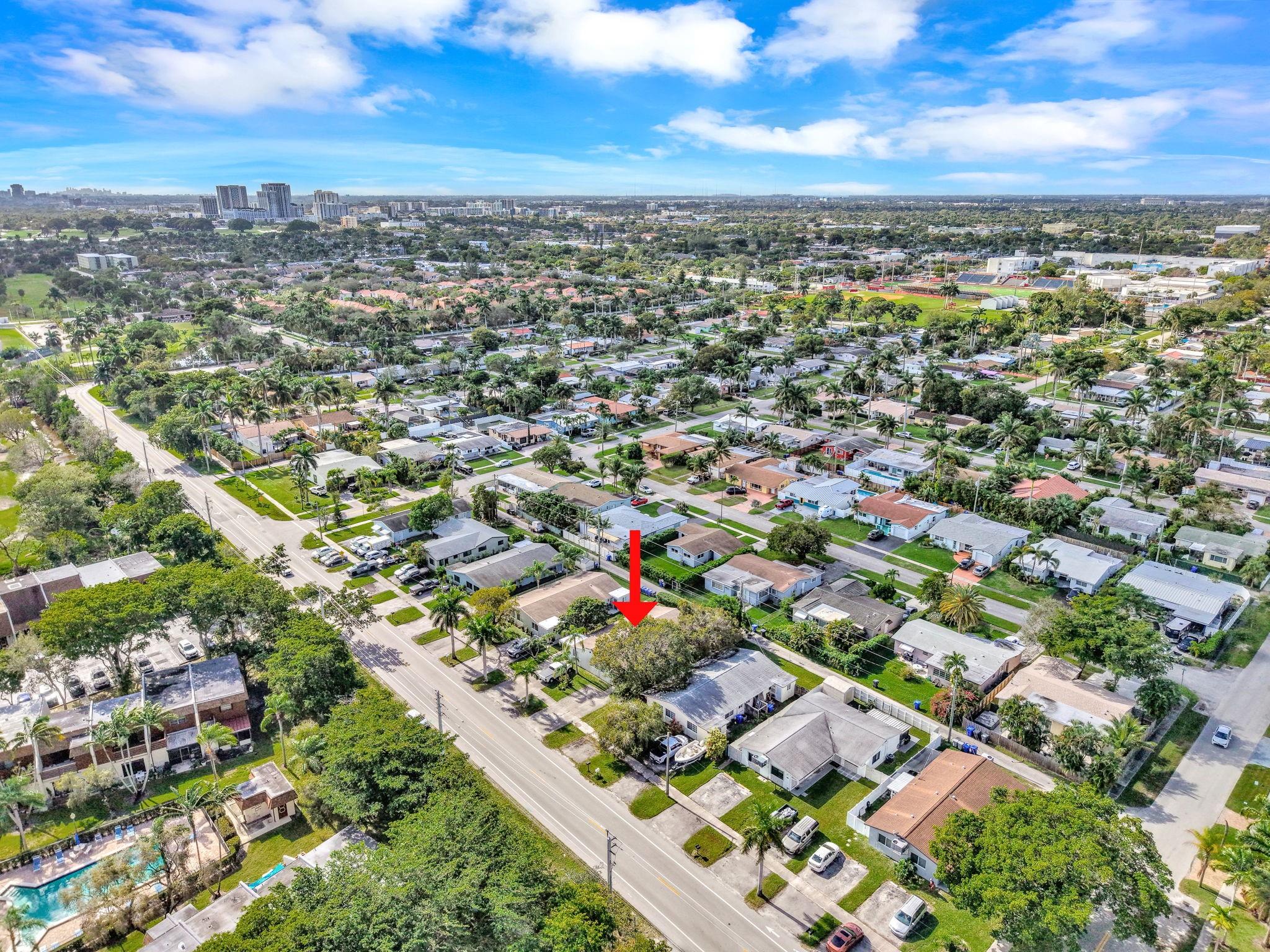 FLAMINGO MANORS - Residential Lease