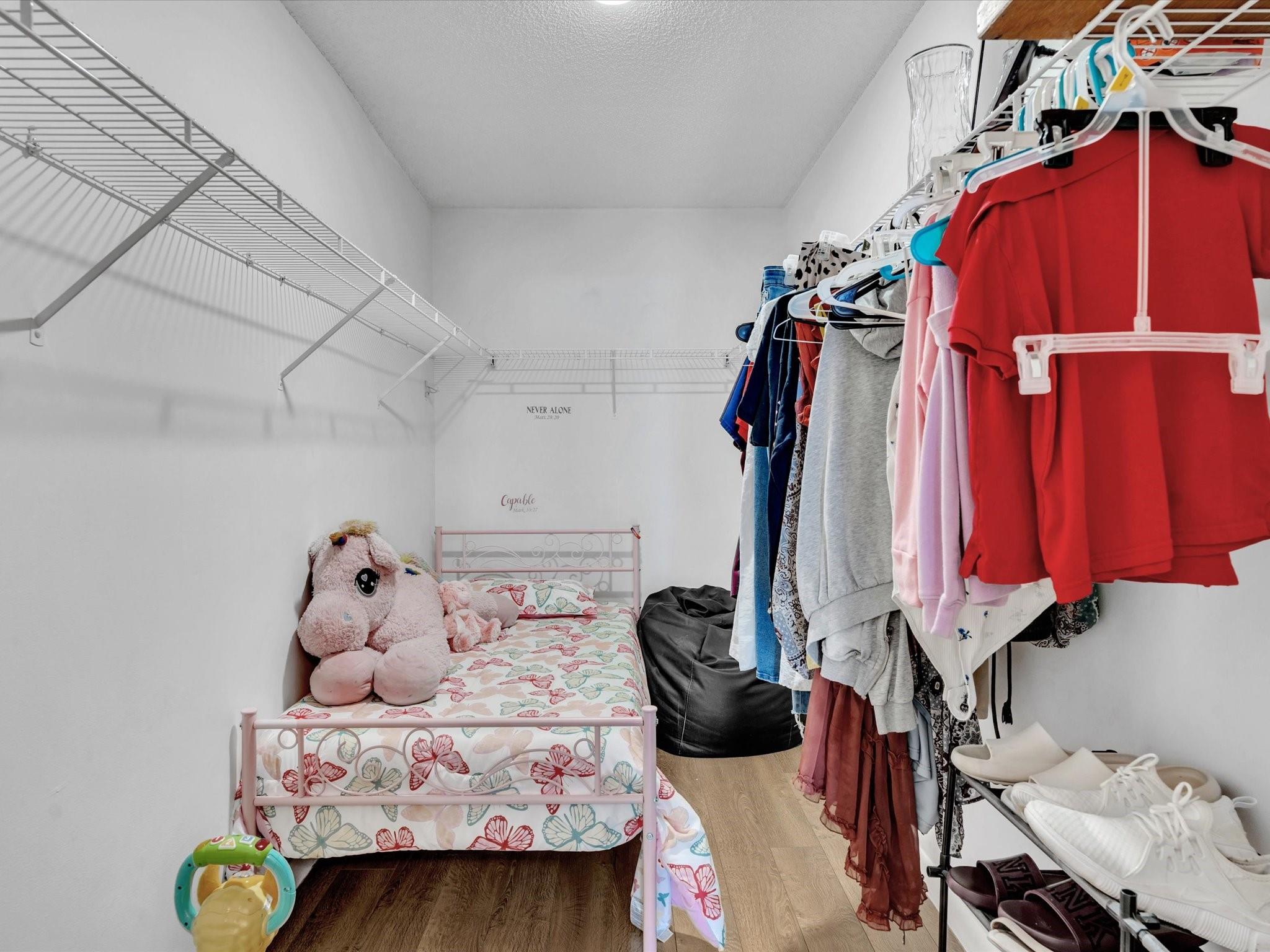 The Limerick 149-21 B - Residential