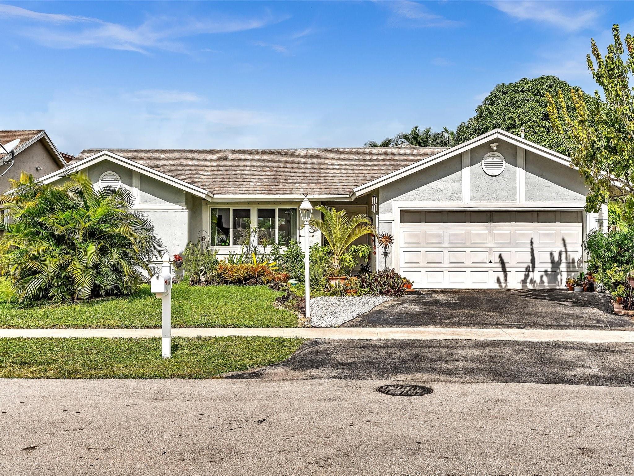 The Limerick 149-21 B - Residential