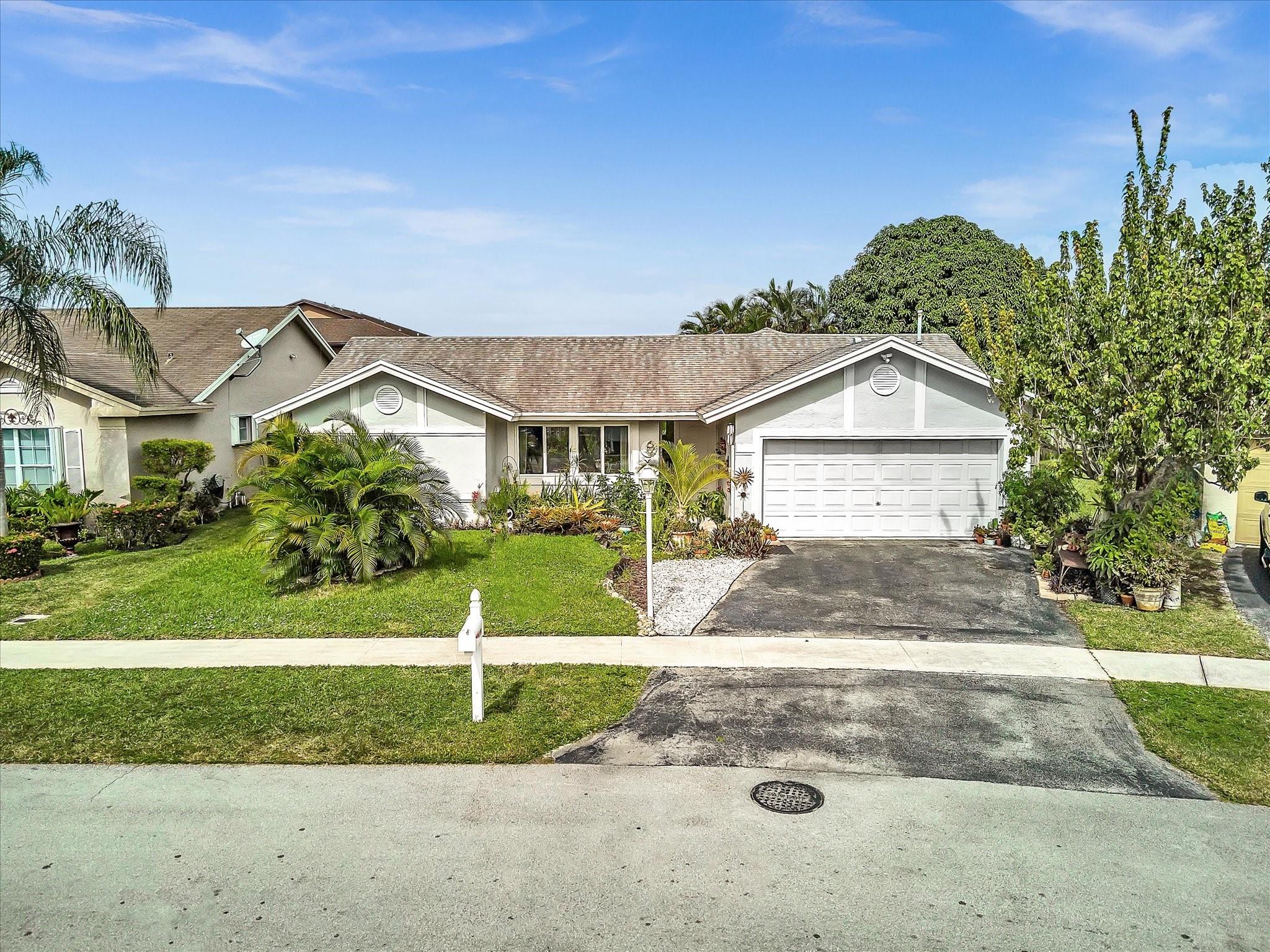 The Limerick 149-21 B - Residential