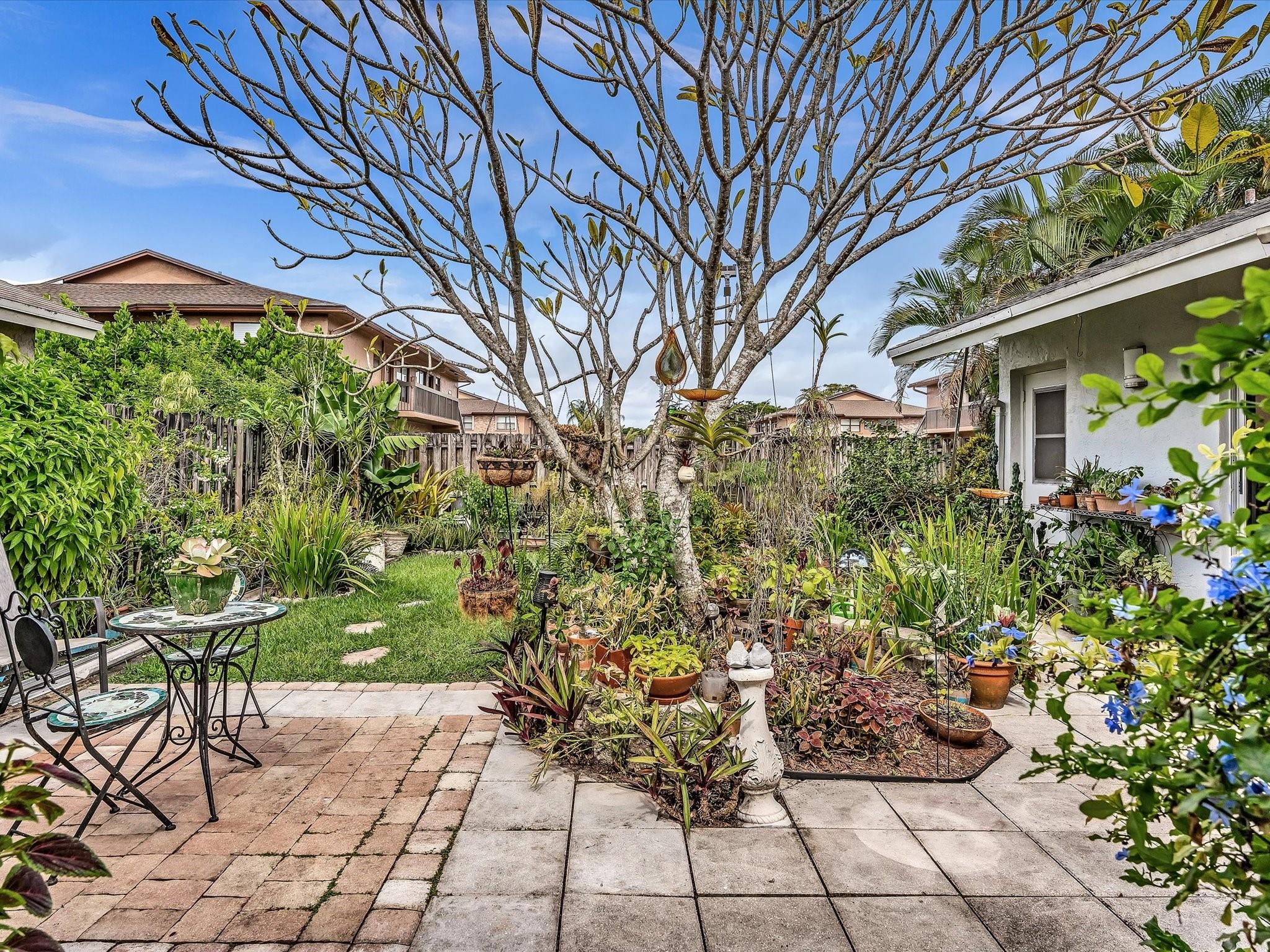 The Limerick 149-21 B - Residential