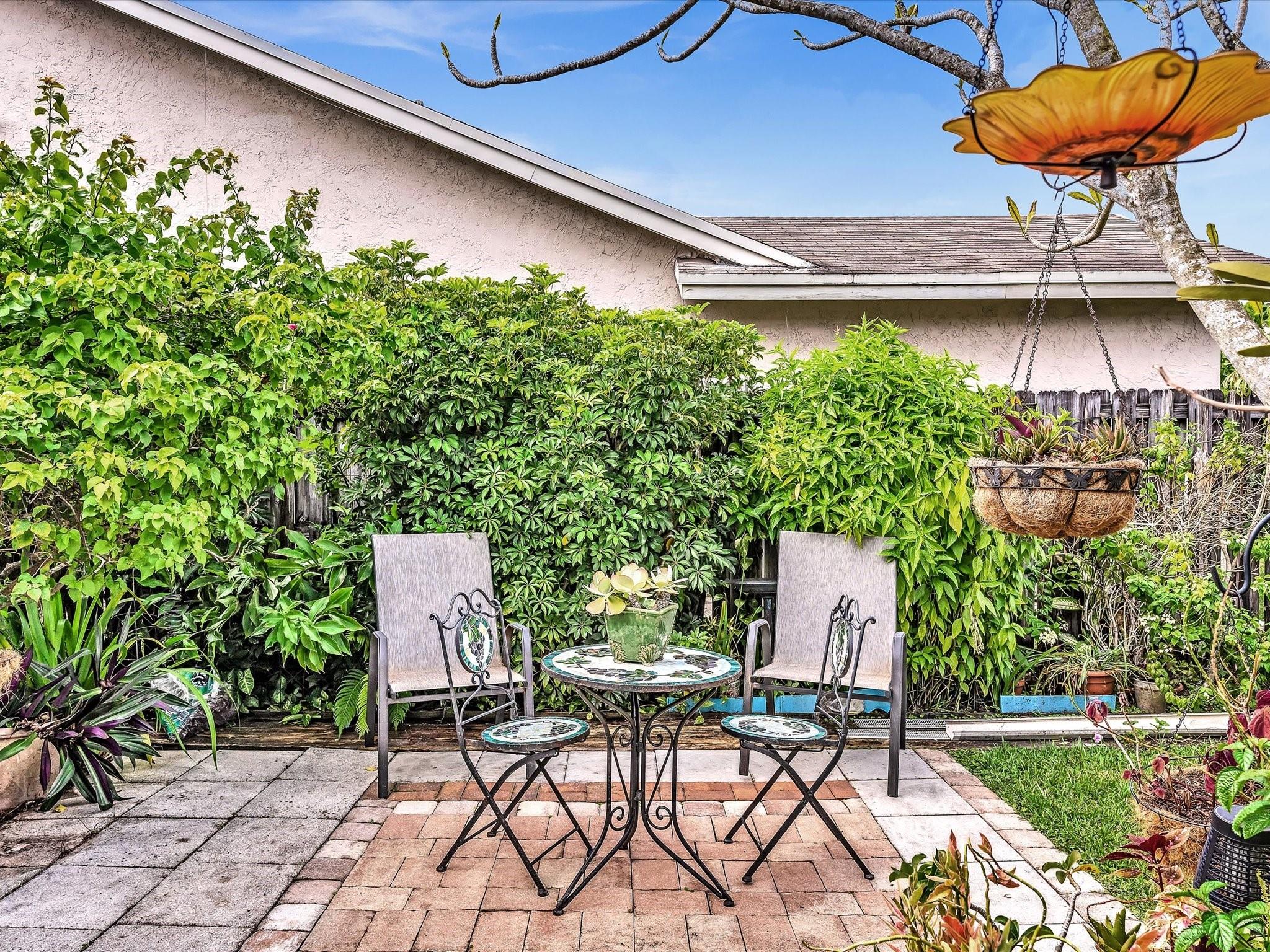 The Limerick 149-21 B - Residential