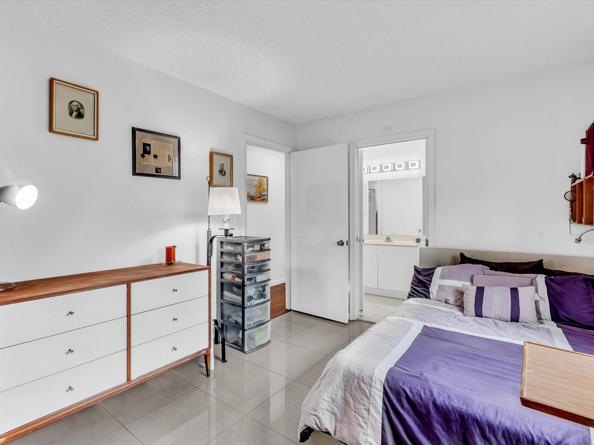 The Limerick 149-21 B - Residential