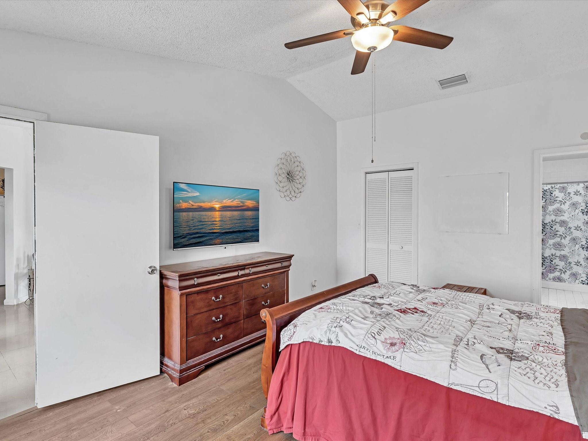 The Limerick 149-21 B - Residential