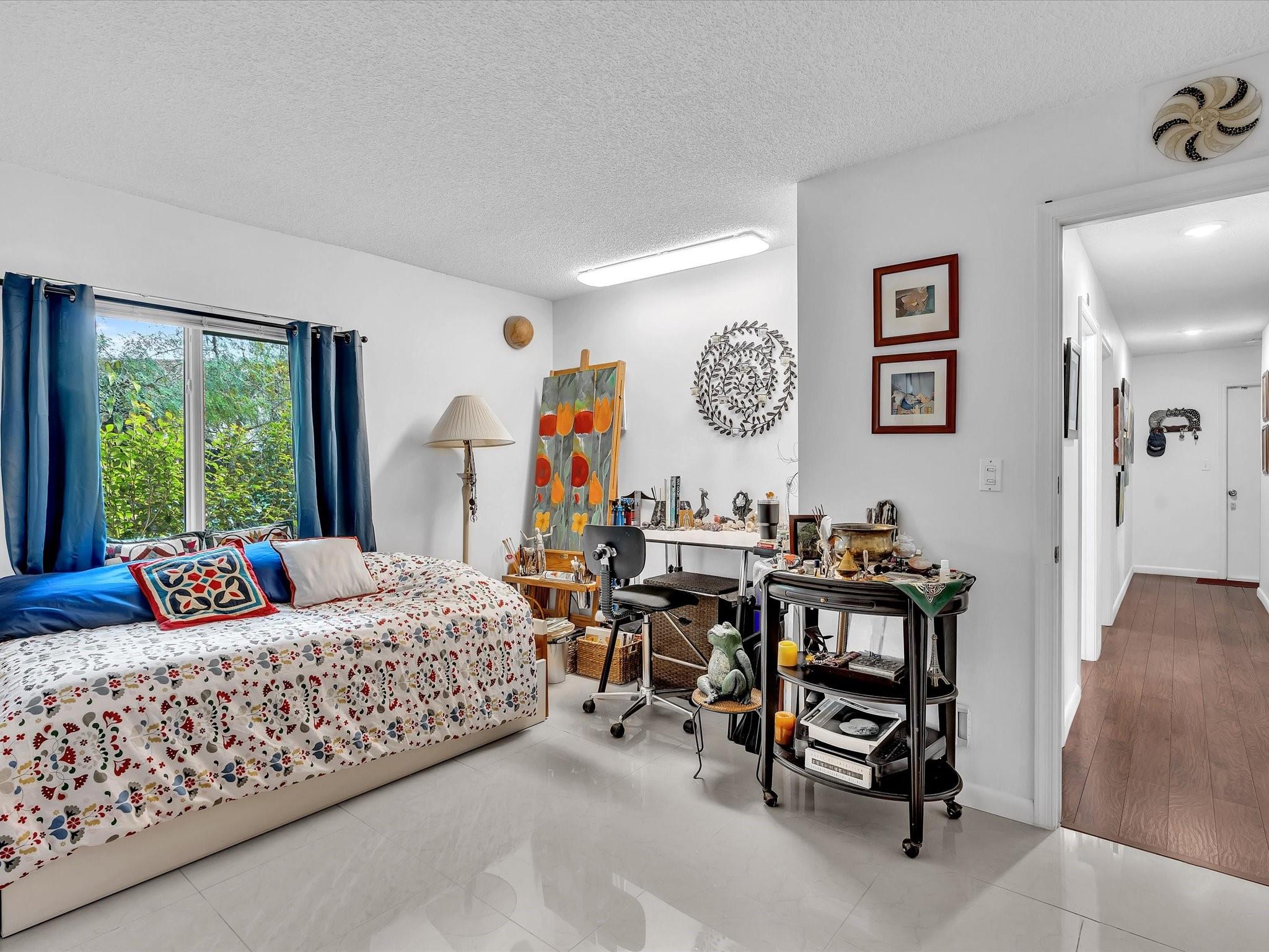 The Limerick 149-21 B - Residential