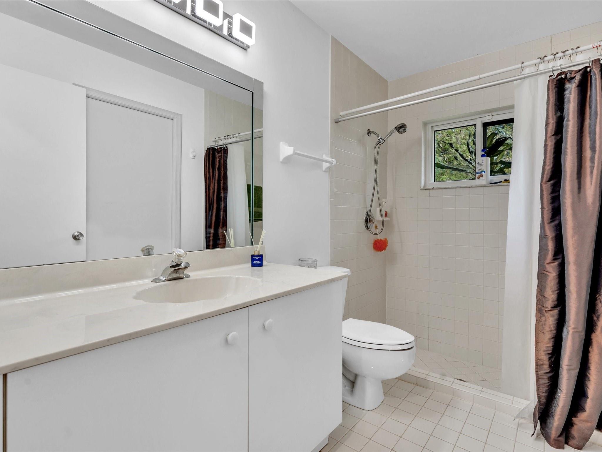 The Limerick 149-21 B - Residential