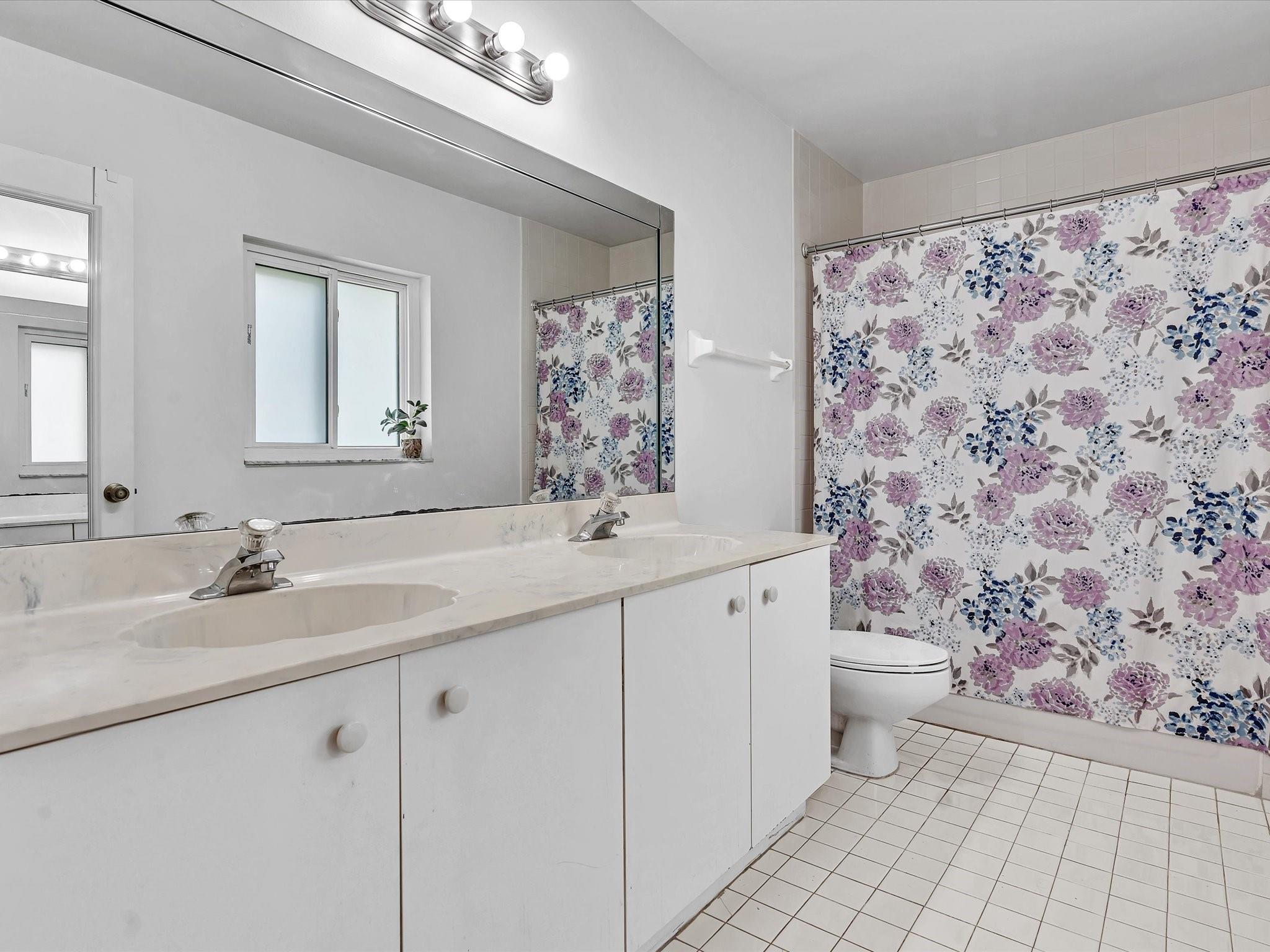 The Limerick 149-21 B - Residential