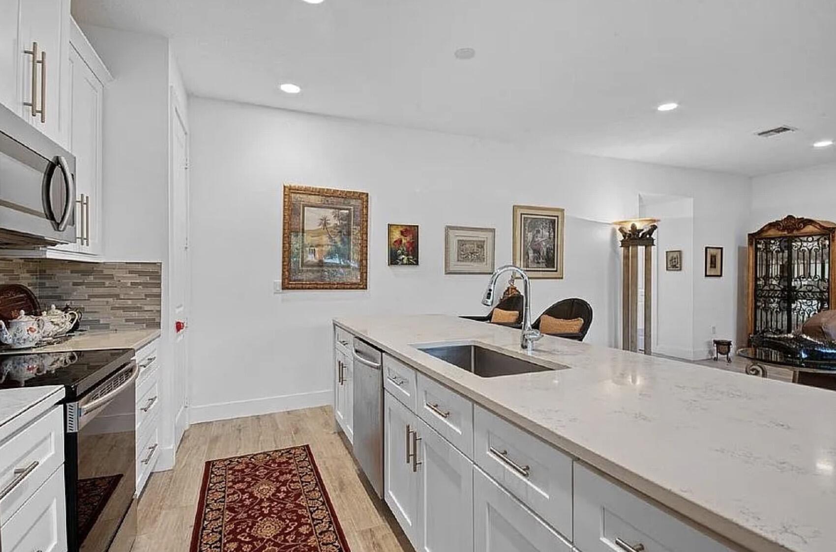Properties 3199 Santa Catalina Place