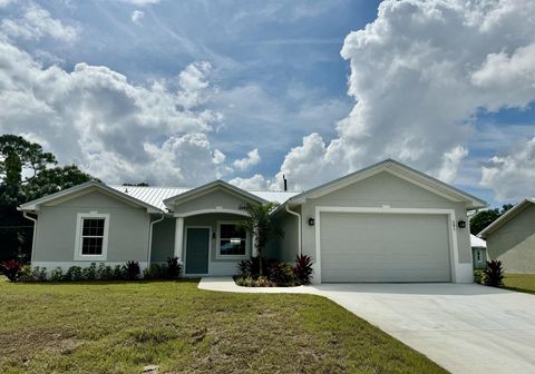 A home in Okeechobee