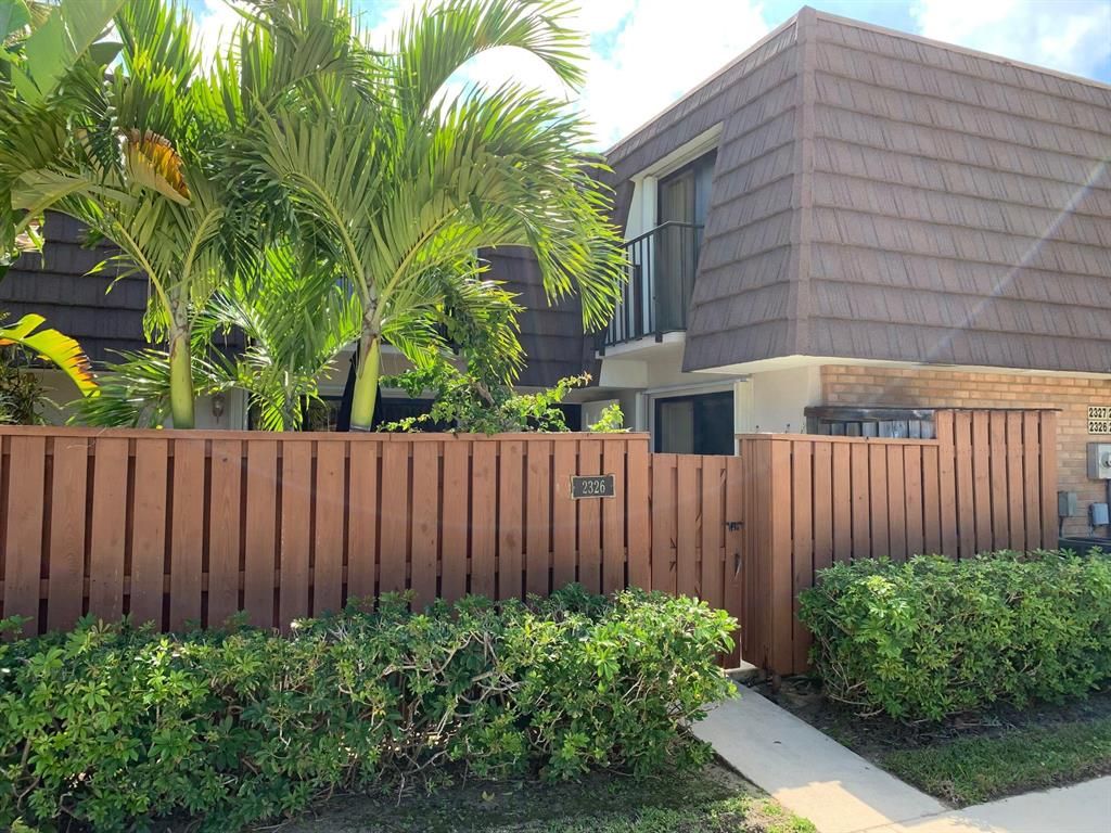 Photo of 2326 23rd Court, Jupiter, FL 33477 (MLS # R10728054)
