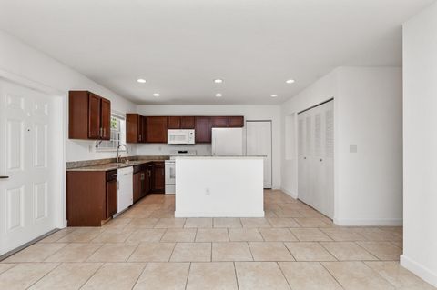 3525 NW 114th Lane 3529 Coral Springs FL 33065