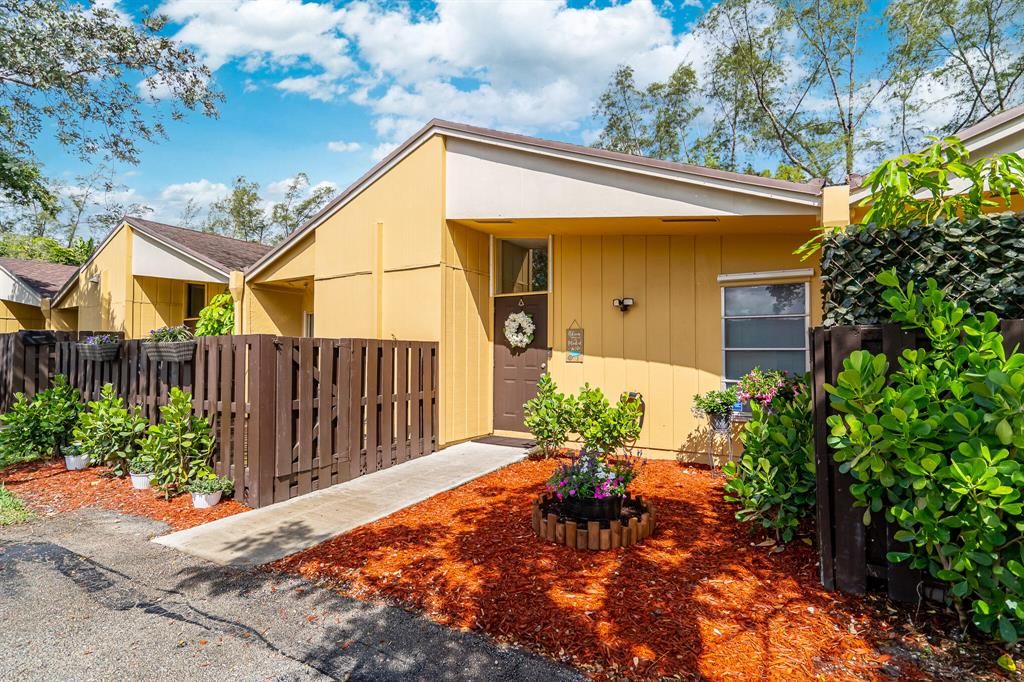 Photo of 11633 Orange Blossom Lane, Boca Raton, FL 33428 (MLS # R10722547)