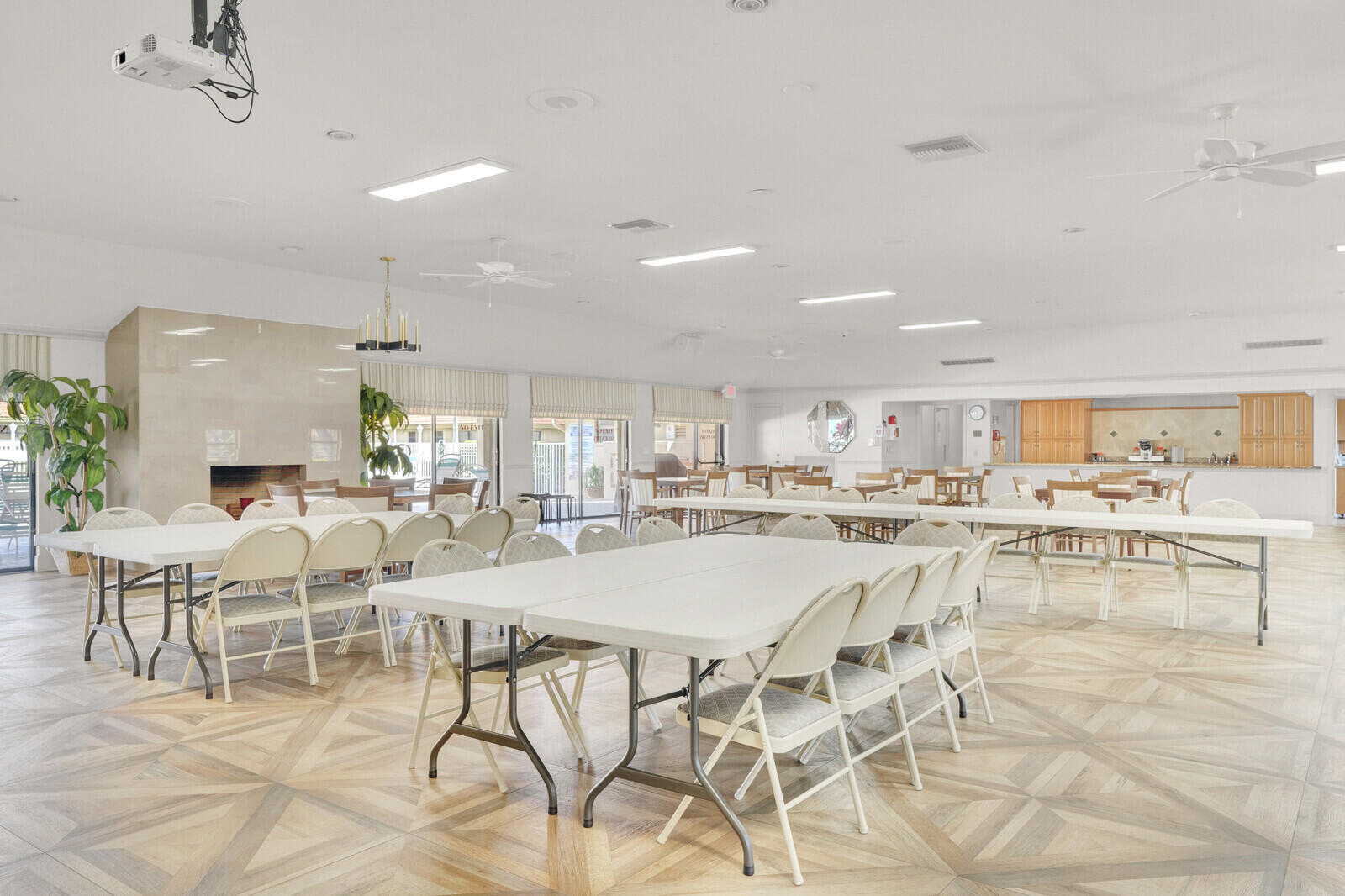 BENT TREE VILLAS WEST CONDO - Residential