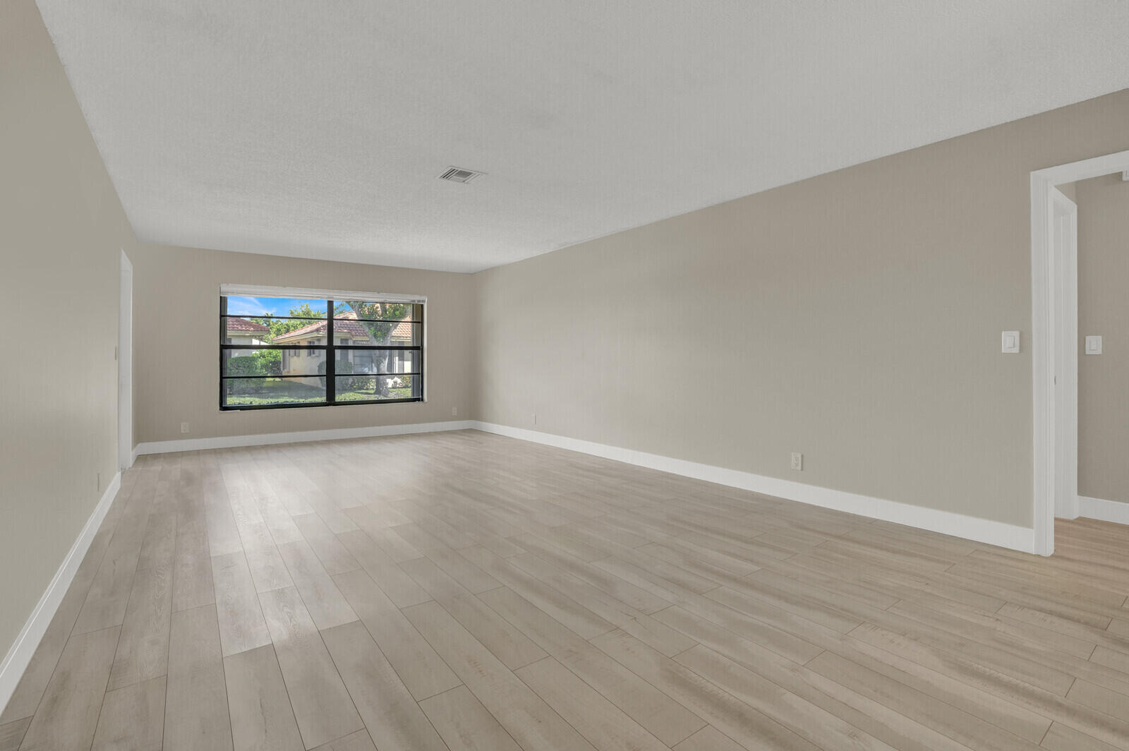 BENT TREE VILLAS WEST CONDO - Residential