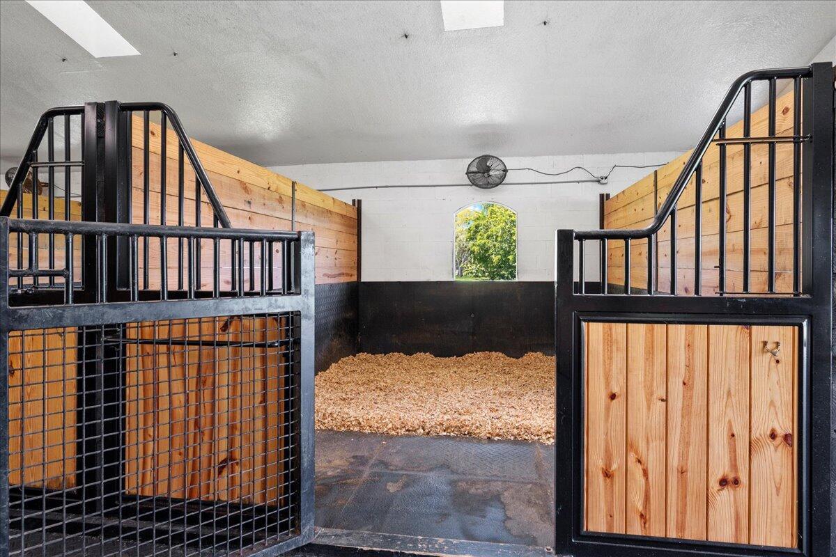 HOMELAND - Residential