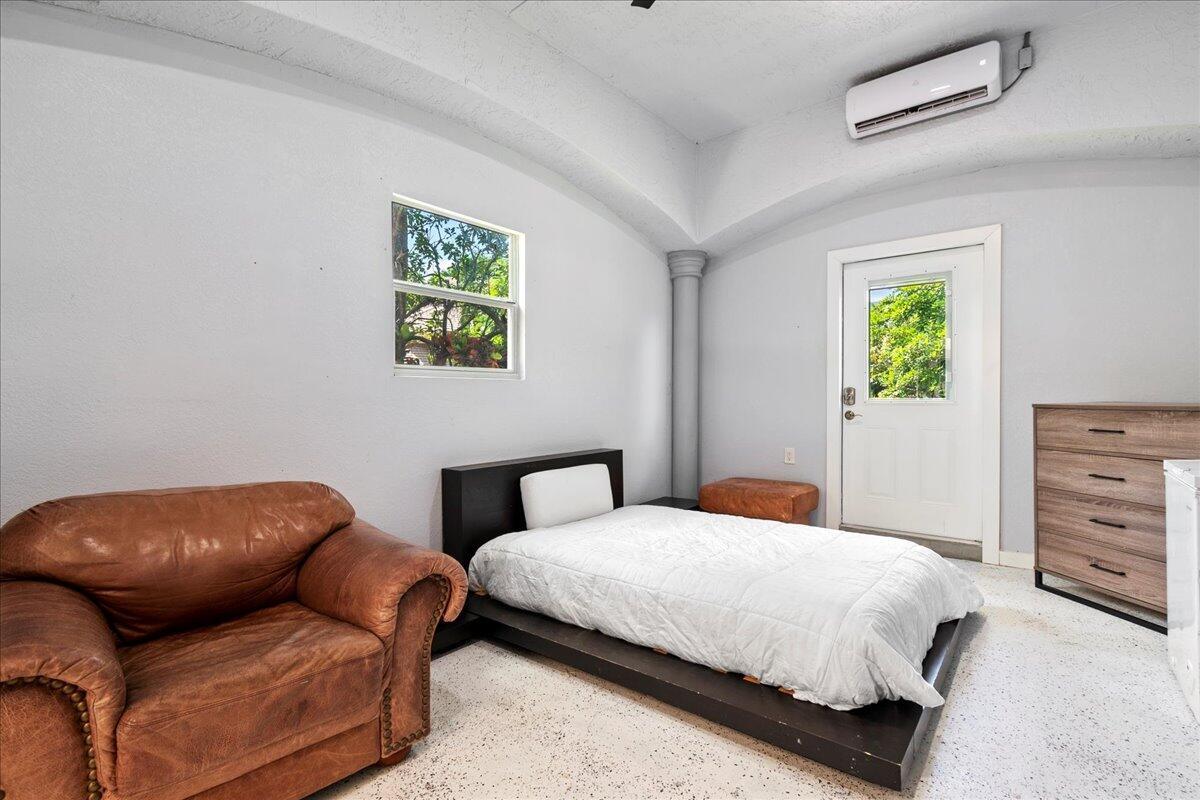 HOMELAND - Residential