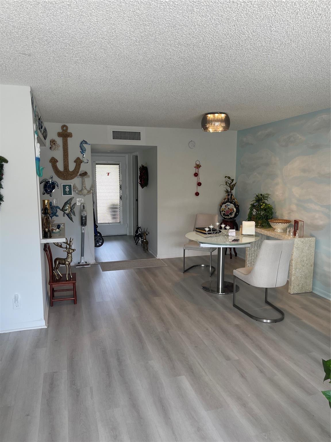Capri C Kings Point - Residential