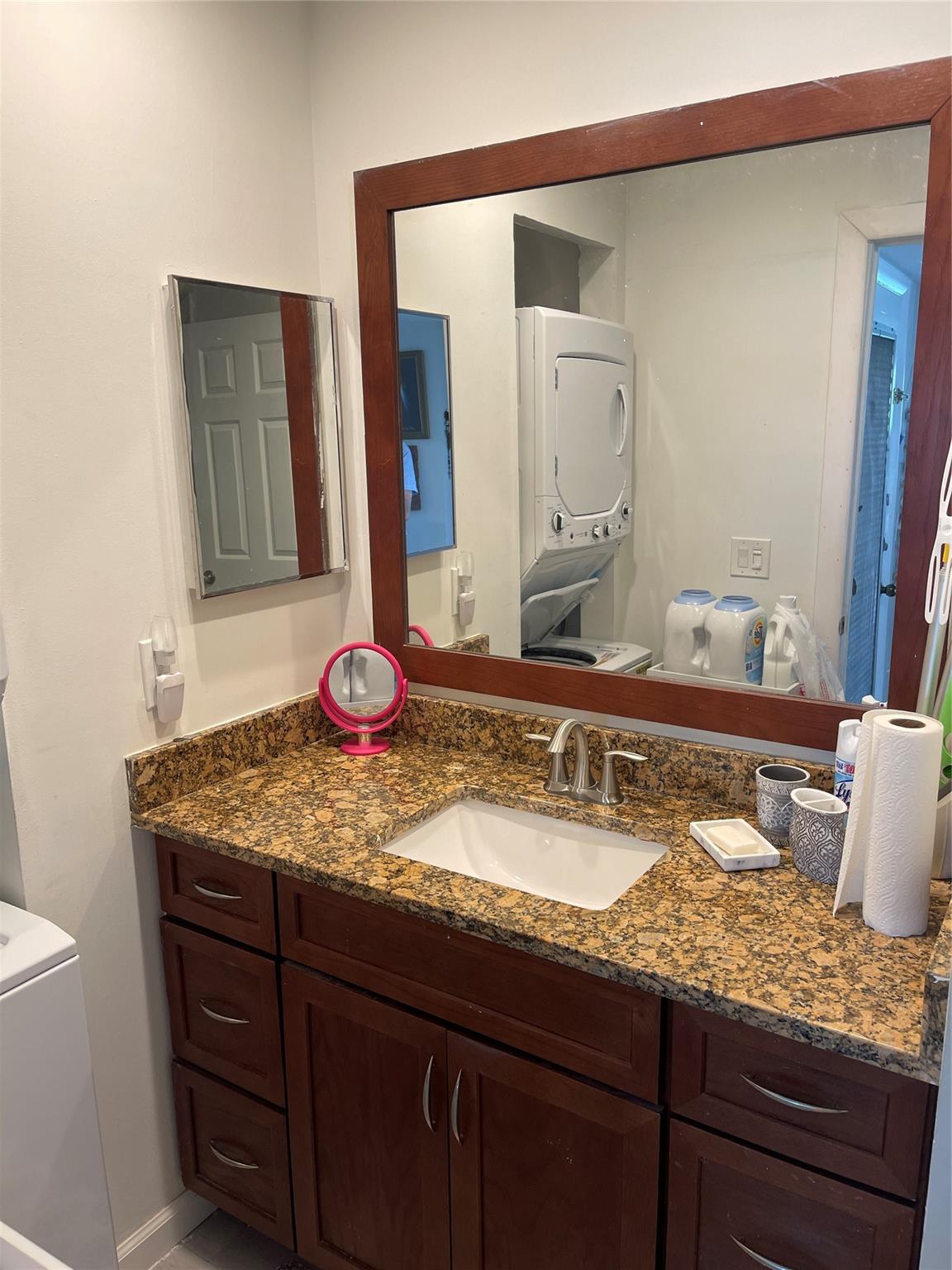 Capri C Kings Point - Residential