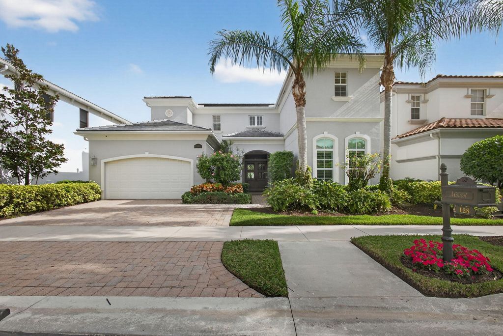 Photo of 128 Siesta Way, Palm Beach Gardens, FL 33418 (MLS # B26043467)